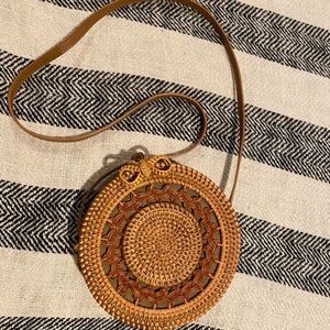 Bamboo woven round purse